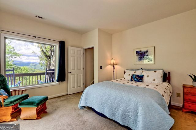 331 Camelot Trail, Clayton, GA 30525