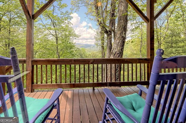 331 Camelot Trail, Clayton, GA 30525