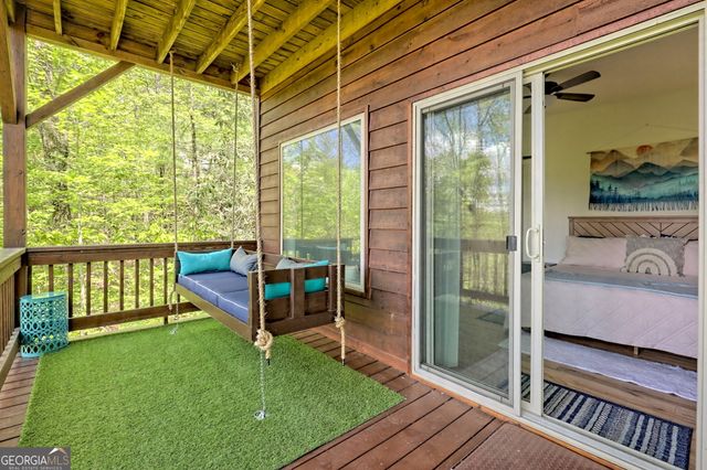 331 Camelot Trail, Clayton, GA 30525