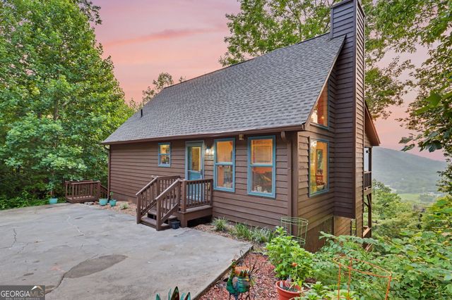 331 Camelot Trail, Clayton, GA 30525