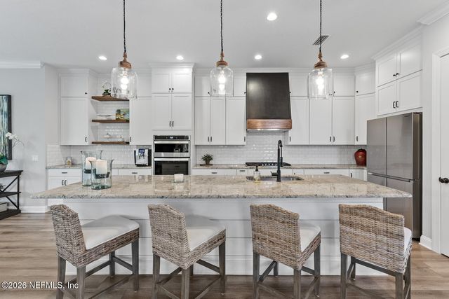 566 PARKBLUFF Circle, Ponte Vedra, FL 32081