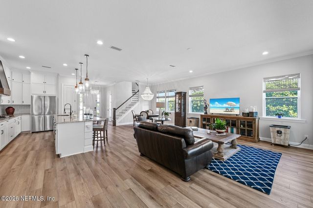 566 PARKBLUFF Circle, Ponte Vedra, FL 32081