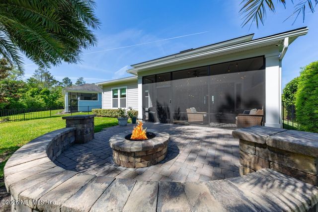 566 PARKBLUFF Circle, Ponte Vedra, FL 32081