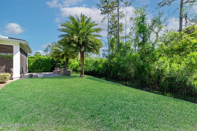 566 PARKBLUFF Circle, Ponte Vedra, FL 32081