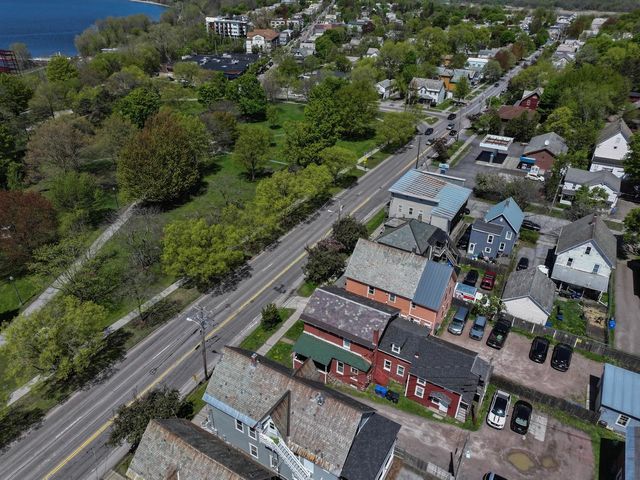 18 Park Street, Burlington, VT 05401