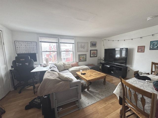 18 Park Street, Burlington, VT 05401