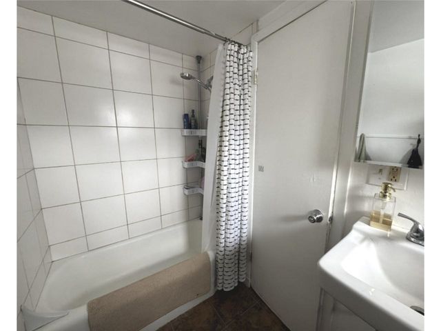 18 Park Street, Burlington, VT 05401