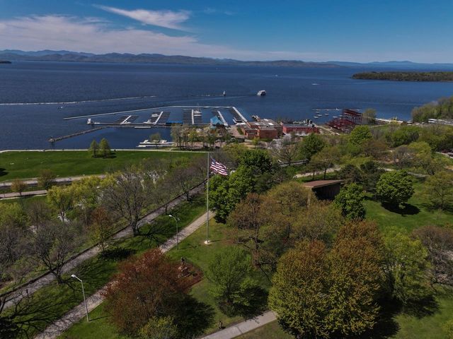 18 Park Street, Burlington, VT 05401