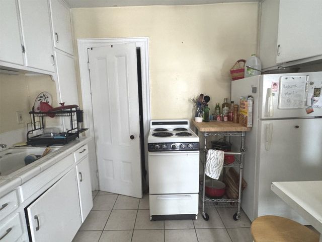 18 Park Street, Burlington, VT 05401