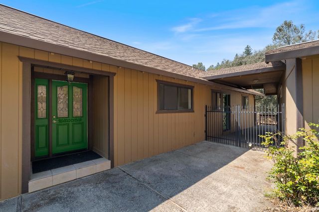 3830 Wilson Loop, Placerville, CA 95667