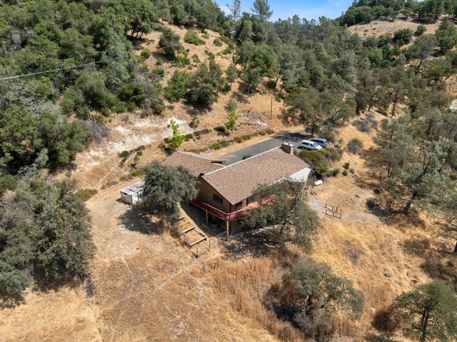 3830 Wilson Loop, Placerville, CA 95667