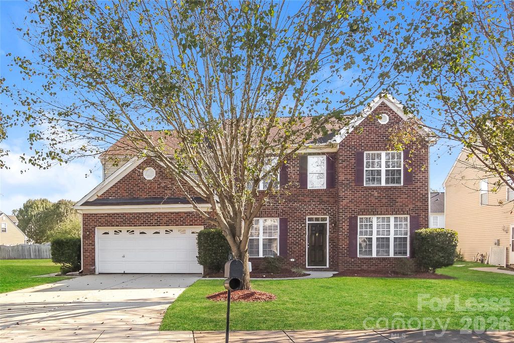 10202 Hawkeye Drive, Charlotte, NC 28273