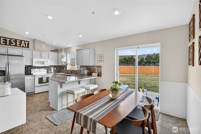 2532 Aviation Drive, East Wenatchee, WA 98802