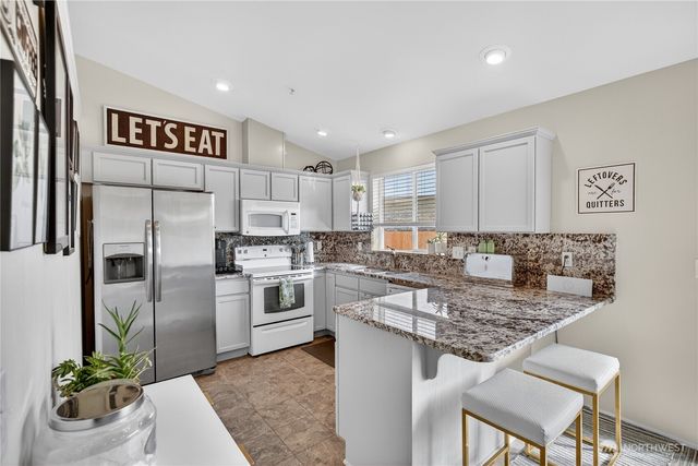 2532 Aviation Drive, East Wenatchee, WA 98802