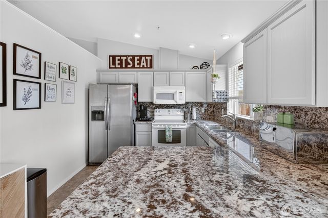 2532 Aviation Drive, East Wenatchee, WA 98802