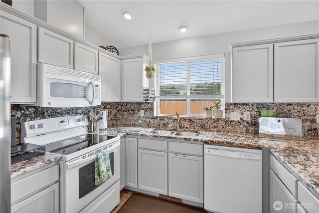 2532 Aviation Drive, East Wenatchee, WA 98802