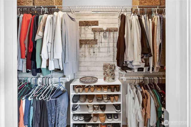 2532 Aviation Drive, East Wenatchee, WA 98802