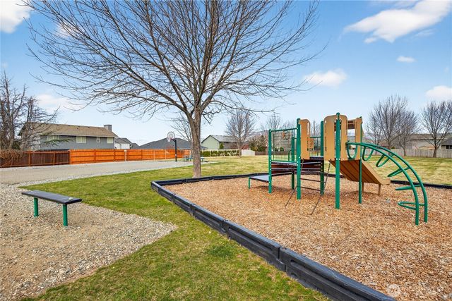 2532 Aviation Drive, East Wenatchee, WA 98802