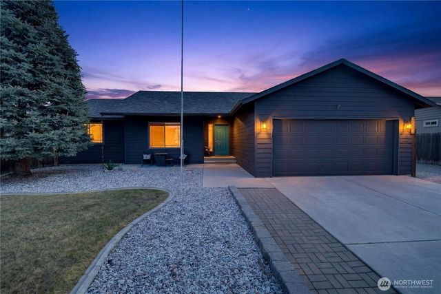 2532 Aviation Drive, East Wenatchee, WA 98802