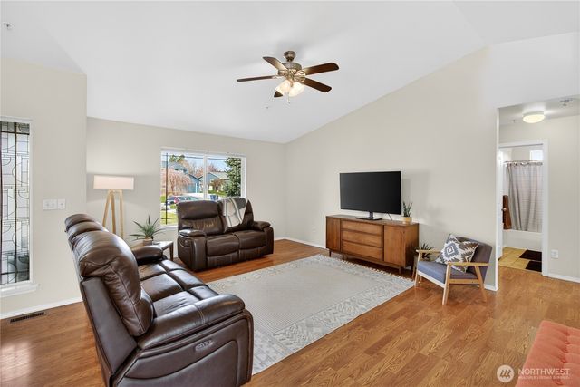 2532 Aviation Drive, East Wenatchee, WA 98802