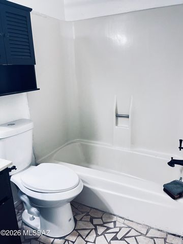 1620 N Wilmot Rd Unit F228, Tucson, AZ 85712