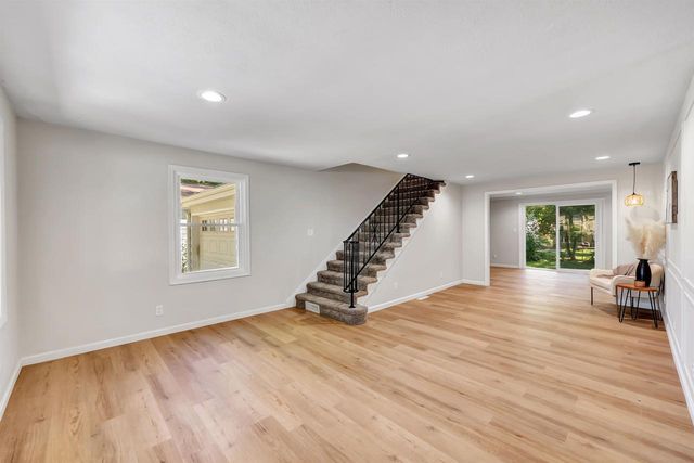1017 RAYMOND STREET, Green Bay, WI 54304