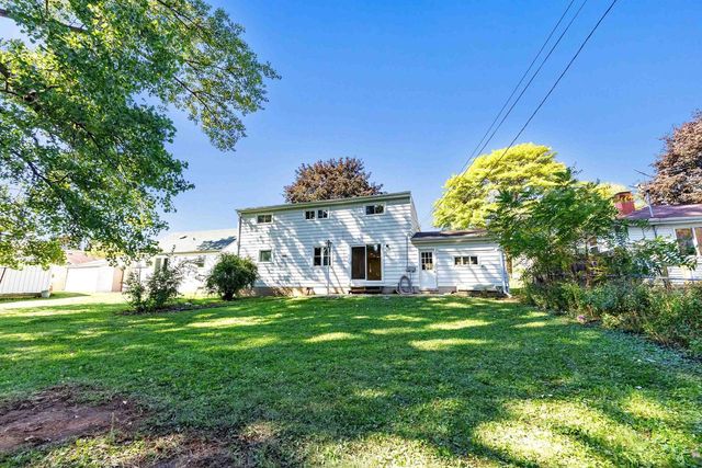 1017 RAYMOND STREET, Green Bay, WI 54304