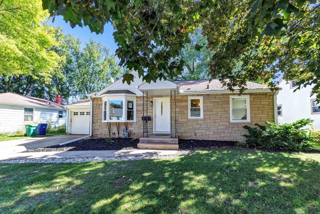 1017 RAYMOND STREET, Green Bay, WI 54304