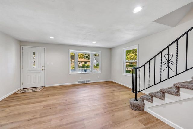 1017 RAYMOND STREET, Green Bay, WI 54304
