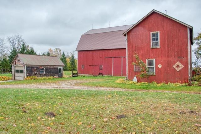 8390 E Pittsburg Road, Durand, MI 48429