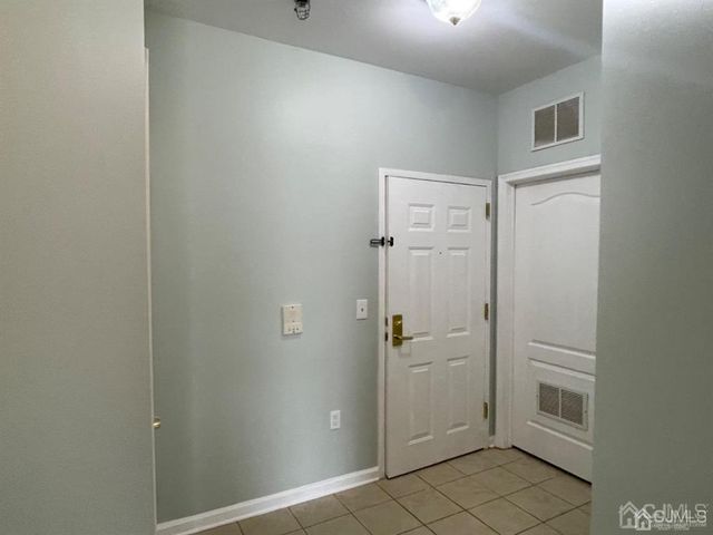 3018 Edward Stec Boulevard 18, Edison, NJ 08837