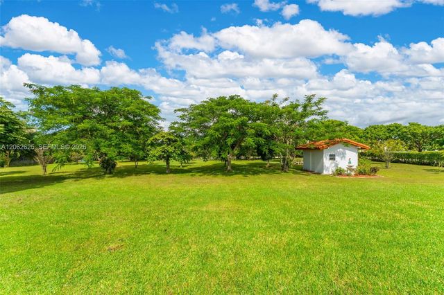 23800 SW 207th Avenue, Homestead, FL 33031