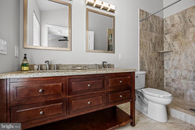 17 GREENS WAY, Blackwood, NJ 08012
