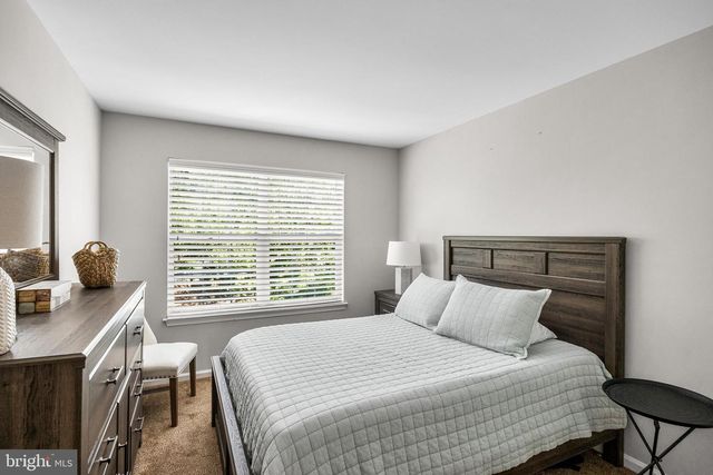 17 GREENS WAY, Blackwood, NJ 08012