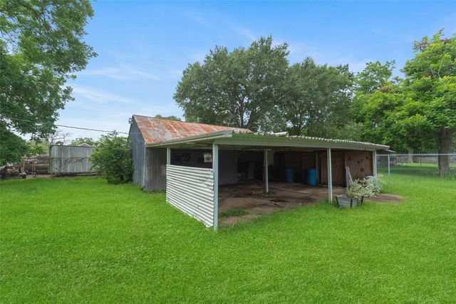 2627 Bayou Avenue, Baytown, TX 77520