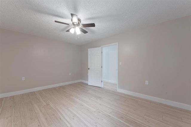 2627 Bayou Avenue, Baytown, TX 77520