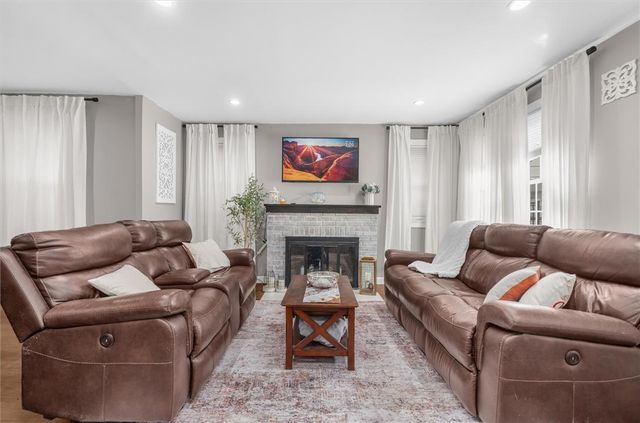 614 Crestline Avenue, Salisbury Twp, PA 18015