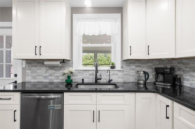 614 Crestline Avenue, Salisbury Twp, PA 18015