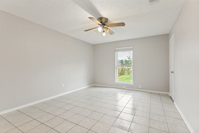 3219 Green Ridge Street, Fort Worth, TX 76133