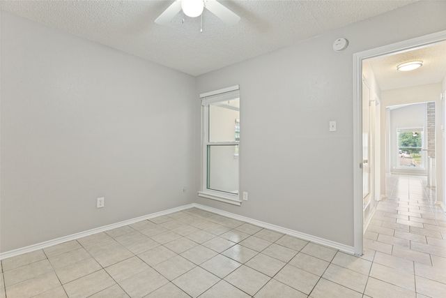 3219 Green Ridge Street, Fort Worth, TX 76133