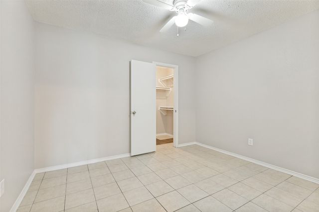 3219 Green Ridge Street, Fort Worth, TX 76133