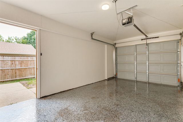 3219 Green Ridge Street, Fort Worth, TX 76133