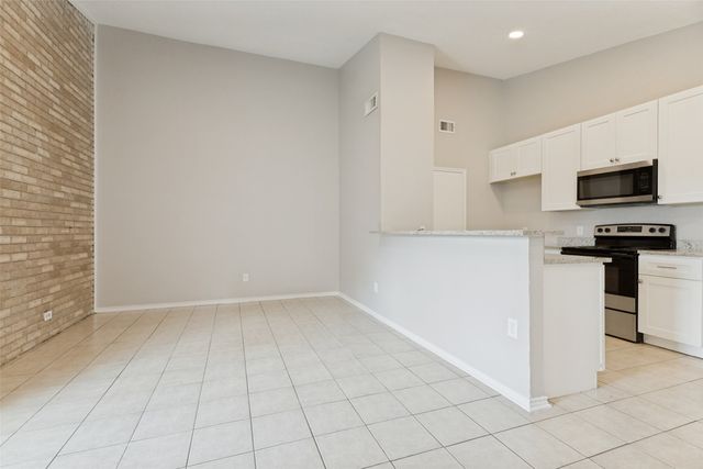 3219 Green Ridge Street, Fort Worth, TX 76133