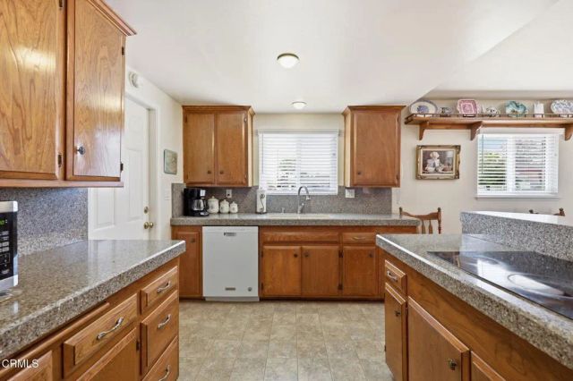 408 Revere Avenue, Ventura, CA 93004