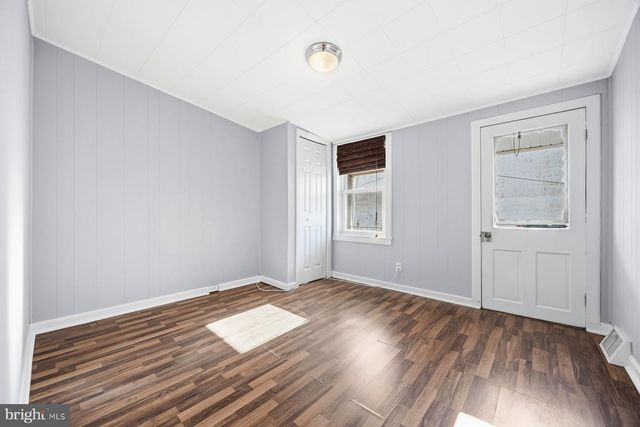 1425 E CLEMENT ST, Baltimore, MD 21230