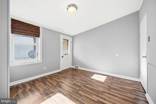 1425 E CLEMENT ST, Baltimore, MD 21230