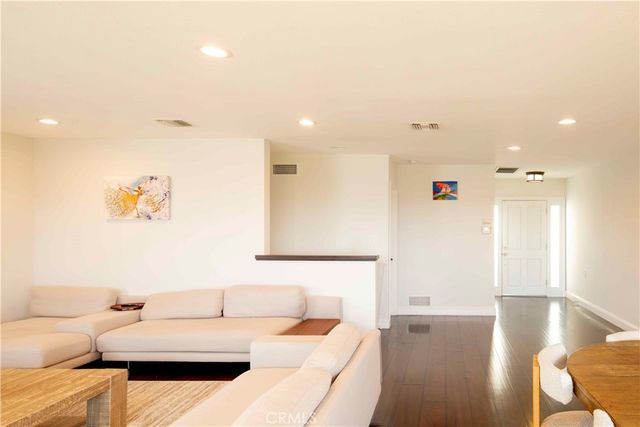 4100 Witzel, Sherman Oaks, CA 91423