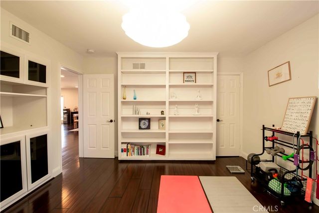 4100 Witzel, Sherman Oaks, CA 91423