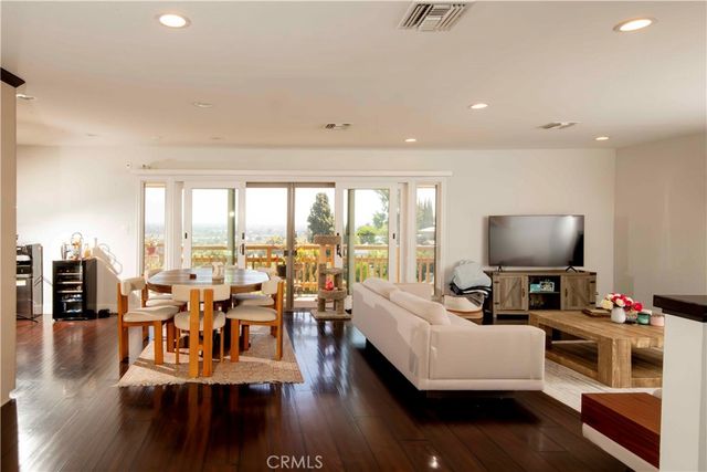 4100 Witzel, Sherman Oaks, CA 91423