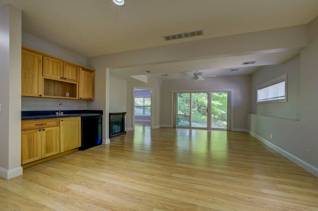 10579 Camrose Circle, Traverse City, MI 49684